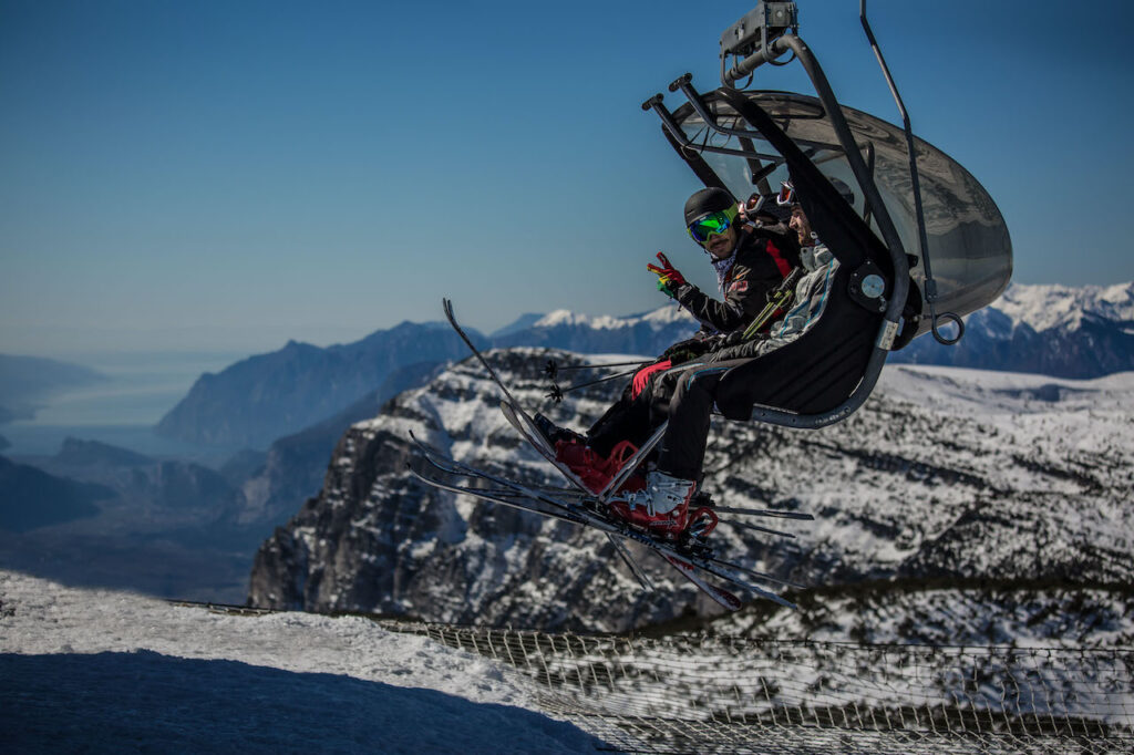 Cosa è più facile: sci o snowboard?